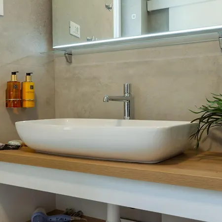 2m Exclusive With Balcony Apartamento Zadar